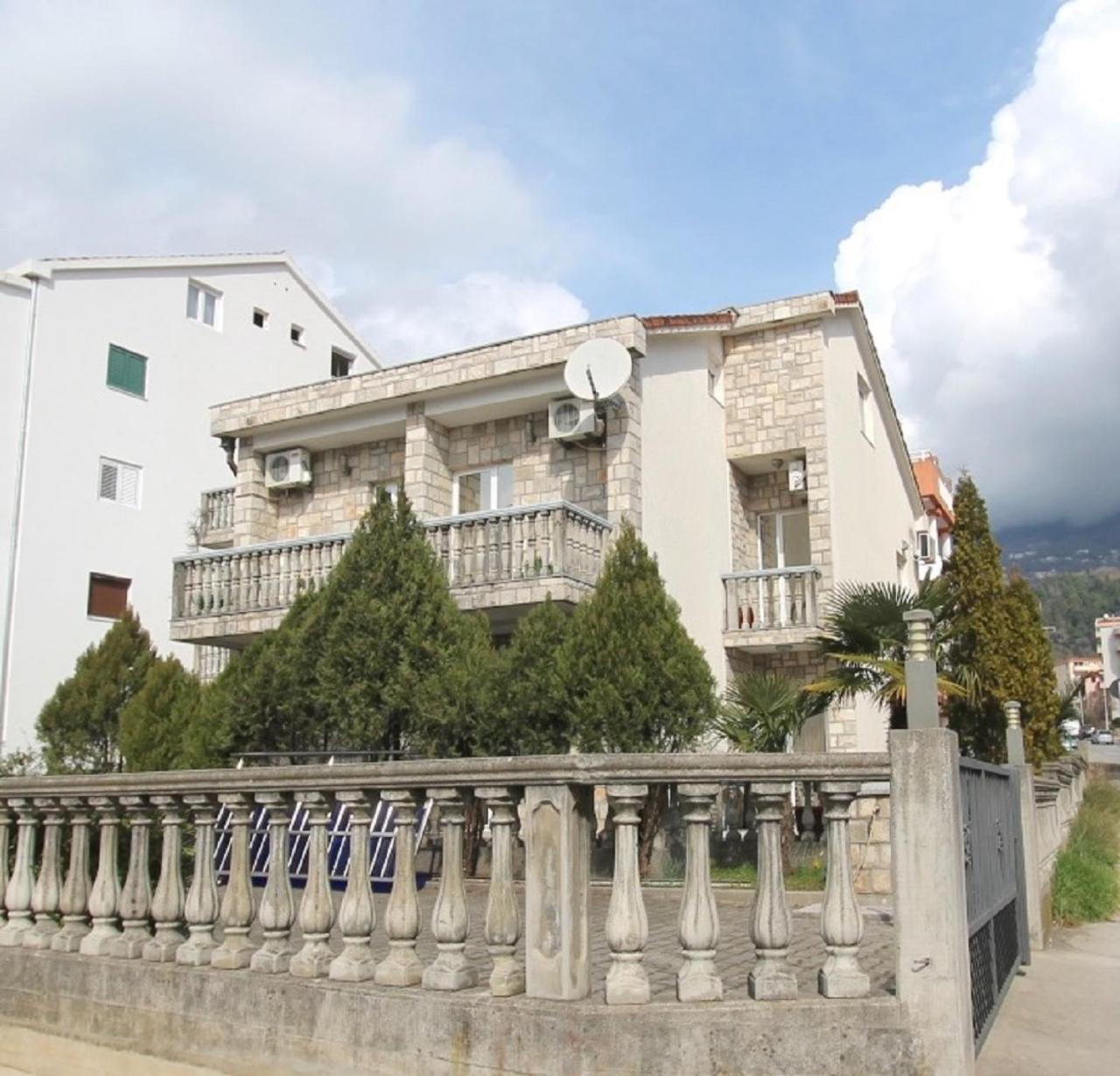 Heart Of Gasthof Budva